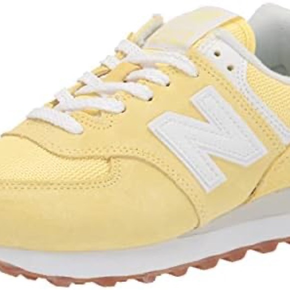 New Balance Women's 574 V2 Pastel Sneaker, Lemon Haze/Whit, 7.5. New in box - Picture 3 of 8